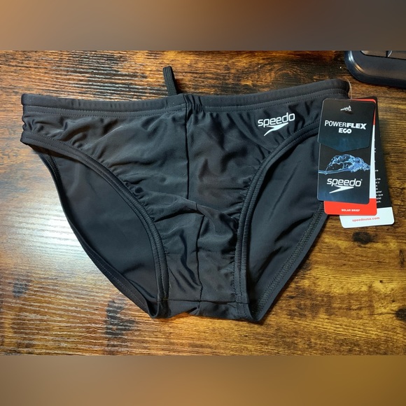 Speedo NWT Men’s Swimsuit Brief Powerflex Eco Solar Brief - Picture 1 of 5